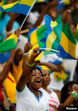 Gabon fans cheer during their Group A match against Equatorial Guinea at the 2015 African Cup of Nations in Bata, Jan. 25, 2015.