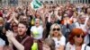Les partisans du «Oui» réagissent à la réception des résultats du référendum irlandais sur le 8e amendement de la Constitution, à Dublin, le 26 mai 2018.