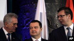Predsednik Srbije Tomislav Nikolić, premijer Ivica Dačić, i prvi potpredsednik vlade Aleksandar Vučić (arhivski snimak)