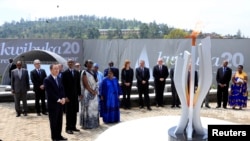 Kigali: Perezida Paul Kagame n'umunyamabanga mukuru wa ONU ban Ki-moon taliki ya 7 y'ukwezi kwa kane 2014. 
