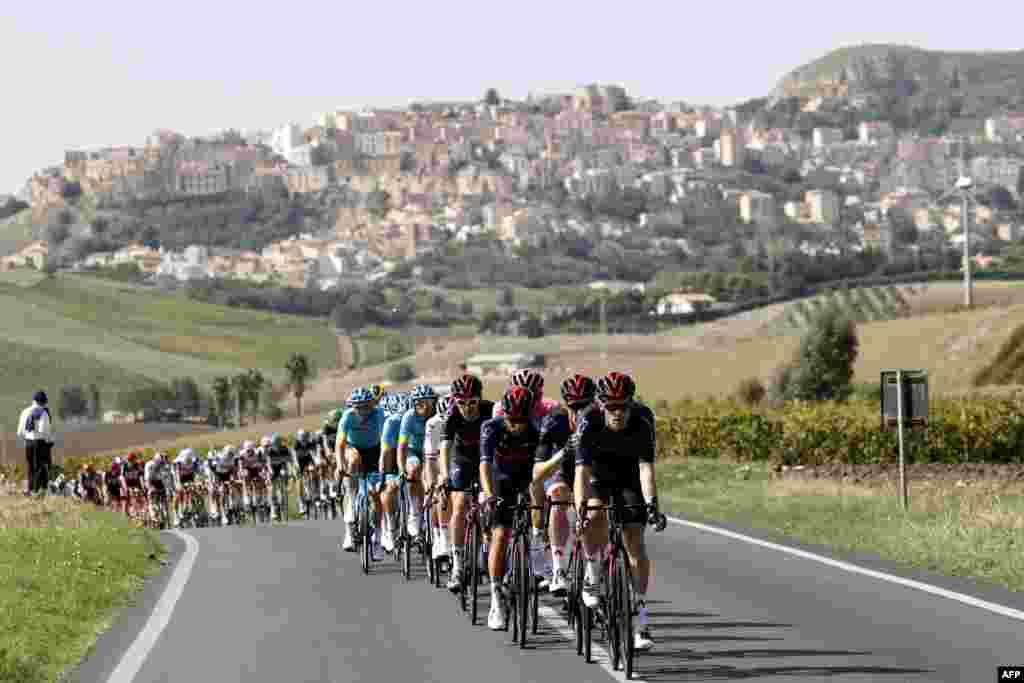 Cyclists rides during the second stage of the 2020 Giro d&#39;Italia, a 149 km route between Alcamo and Agrigento, in Agrigento, Italy.