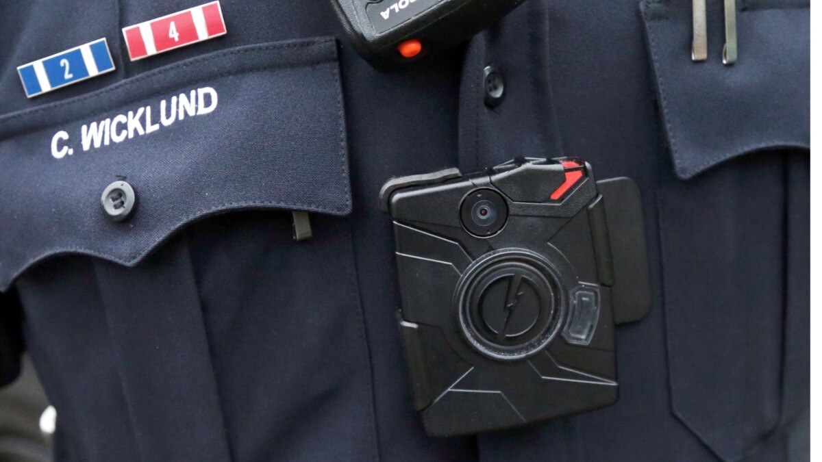 Body Cameras Seen as Good and Bad for US Police Officers
