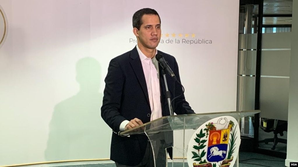 El presidente encargado de Venezuela, Juan Guaidó, durante una conferencia de prensa en Caracas el 17 de noviembre de 2019.