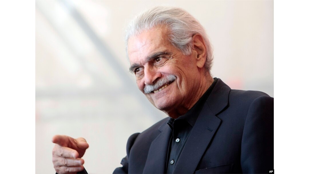 Omar Sharif gestures during the photo call for the film 'Al Mosafer (The Traveller)' at the 66th edition of the Venice Film Festival in Venice, Italy, Sept. 10, 2009.