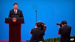 “一帶一路”高峰論壇在北京郊外雁栖湖閉幕，中國國家主席習近平在新聞發布會上發表講話（2019年4月27日）。