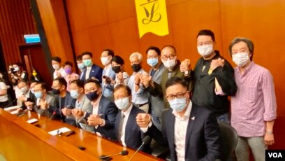 香港15名民主派立法会议员陆续递辞职信专家指一国两制名实俱亡