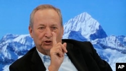 美國前財政部長薩默斯（Larry Summers）在瑞士達沃斯世界經濟論壇會議上。資料照
