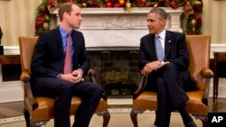 Pangeran Inggris William bertemu Presiden Amerika Barack Obama di Gedung Putih, hari Senin (8/12).