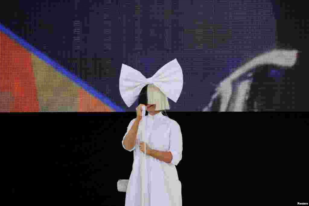 Singer Sia performs on ABC&#39;s &#39;Good Morning America&#39; in Central Park, New York City.