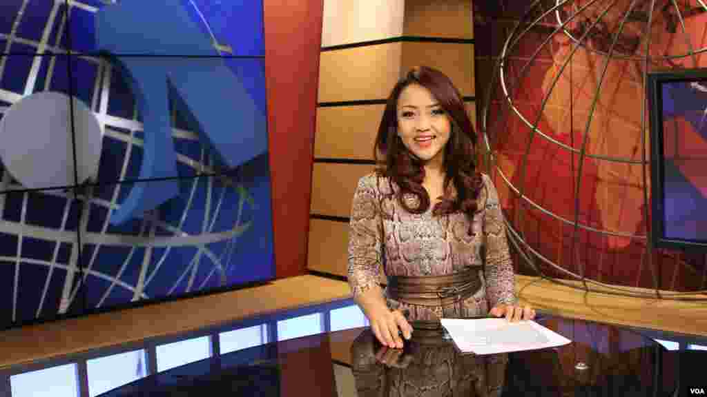 Patsy Widakuswara is a TV anchor and senior TV producer for VOA’s Indonesian Service. She supervises the development and production of news programs and anchors various TV shows. Prior to joining VOA, she worked at Indonesia’s first TV news station, Metro TV, and at BBC as an assistant producer.