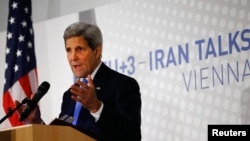 美國國務卿克里早前在維也納公佈伊朗核談判進展 (資料圖片)