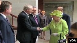 History Made as British Queen Shakes Hand of Ex-IRA Leader