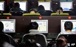 中國網民正以各種方式跟當局打反網控的“遊擊戰”