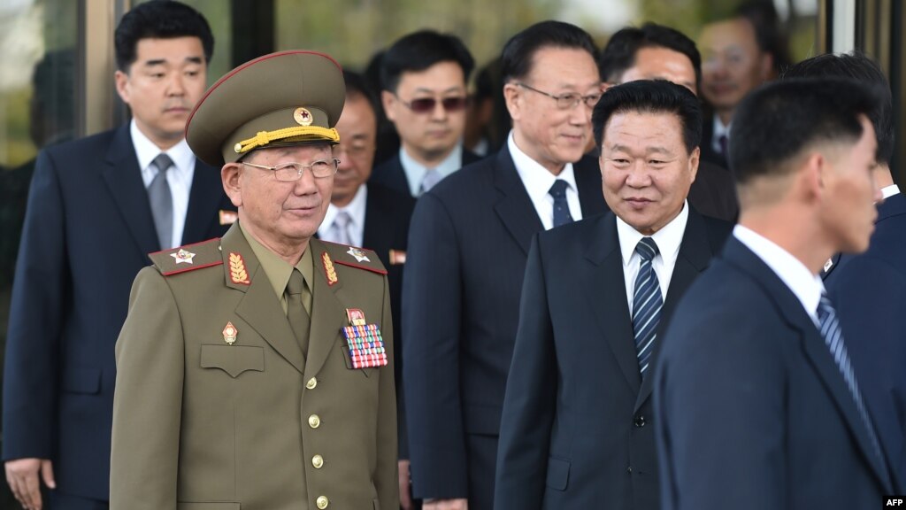 Experts: Surprise N. Korean Visit to S. Korea Meant to 'Confuse'