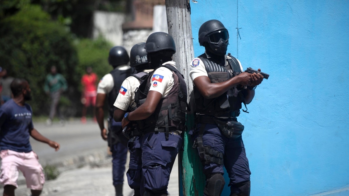 Ato na Praça Mauá homenageia presidente morto no Haiti