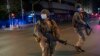 Le gouvernement sud-africain "condamne les abus" de l'armée pendant le confinement