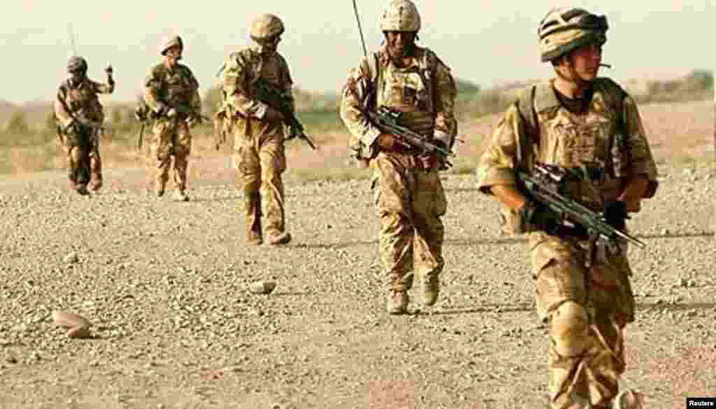 ჯარისკაცები ავღანეთში 