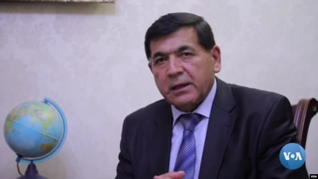 "Haqiqat va taraqqiyot" partiyasi lideri Hidirnazar Olloqulov