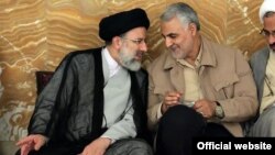 ابراهیم رئیسی تولیت آستان قدس و قاسم سلیمانی در ماههای اخیر از مرز سوریه، لبنان و اسرائیل دیدار کرده اند. 