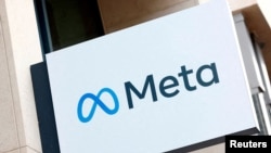 资料照片：位于比利时布鲁塞尔的Meta Platforms标志。(2022年12月6日)