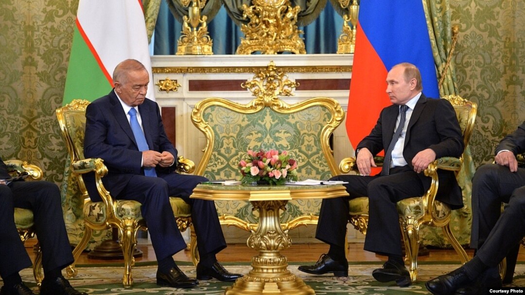 O'zbekiston Prezidenti Islom Karimov (chapda) Rossiya rahbari Vladimir Putin bilan, 26-aprel, Moskva
