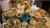 <div>اولین جشنواره استانی غذاهای محلی در آستانه شب یلدا در هتلی سنندج برگزار شد.<br />
عکس:محمد لطیف حسینی نسب</div>
