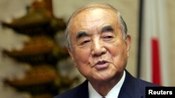 나카소네 야스히로 전 일본 총리.