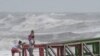 Tormenta tropical Hanna amenaza con inundaciones repentinas costa de Texas golpeada por Covid