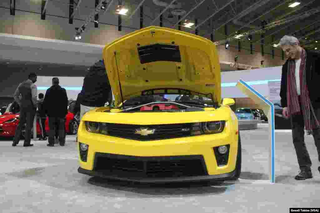 Uno de los motores más potentes del mercado está en manos del Chevrolet Challenger, otra de las bellezas que forma parte del Auto Show de Washington.