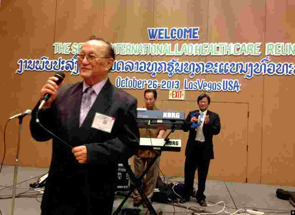 ອາຈານ ສ. ​ແສງ​ສິຣິວັນ