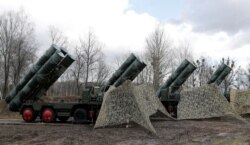 Sistem pertahanan udara S-400 buatan Rusia