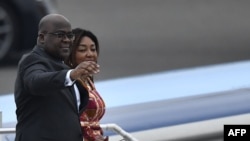 Président Félix Tshisekedi na molongani wa ye Denise Nyakeru Tshisekedi na bokomi na bango na Belgique, 16 septembre 2019.