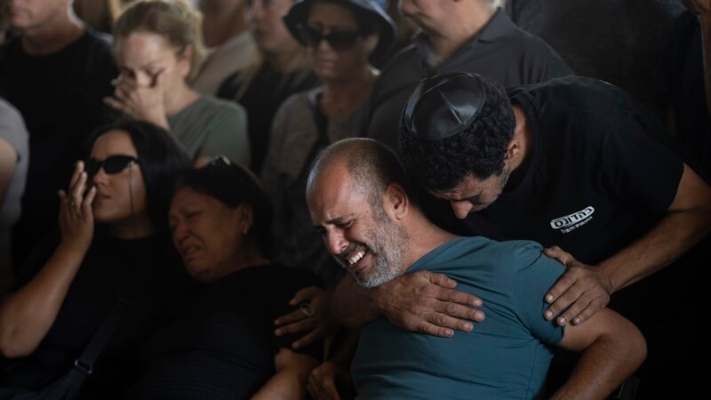 Pemakaman di Israel Diwarna Bunyi Sirene saat Roket-roket Diluncurkan dari Gaza