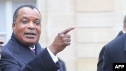 Denis Sassou Nguesso mokonzi ya Congo-Brazzaville na mobembo na Paris, France, le 11 novembre 2018.