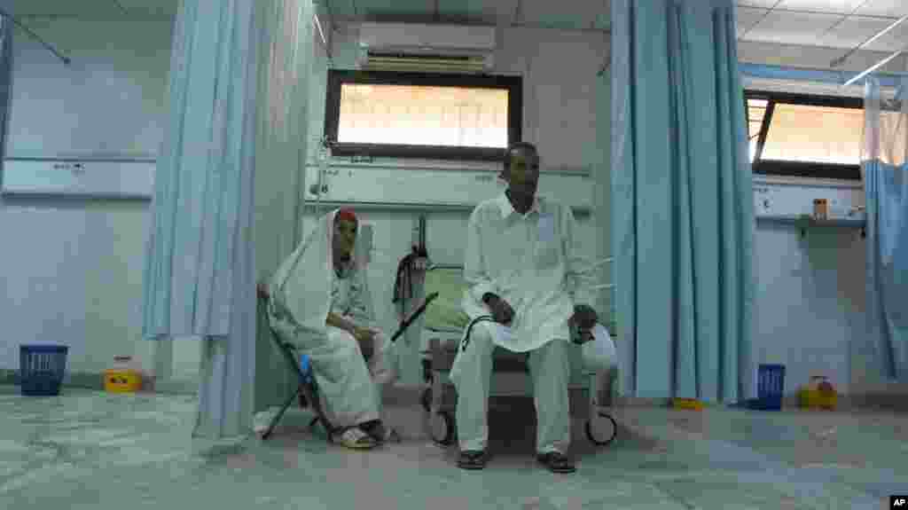 The wait for non-emergency treatment can be long at the Zawiya hospital. (VOA Photo - E. Arrott)