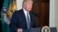 Дональд Трамп и министр финансов Стивен Мнучин