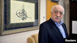 U.S. based cleric Fethullah Gulen at his home in Saylorsburg, Pennsylvania, July 29, 2016. Turkey has issued arrest warrants for 55 people suspected of giving financial support to Gulen , who is accused of orchestrating a failed military coup in July.