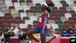 3일 열린 도쿄올림픽 여자 멀리뛰기 결선에 미국 대표팀 브리트니 리즈 선수가 출전했다.