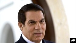 Tunisian President Zine El Abidine Ben Ali (file photo)
