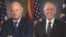 美国参议院民主党籍联邦议员马克·凯利(左)和共和党籍联邦参议员汤姆·蒂利斯(右)