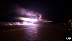 Američke i britanske snage pokreću nove napada na Hutije. (Foto: Handout/US Central Command (CENTCOM)/ AFP) 
