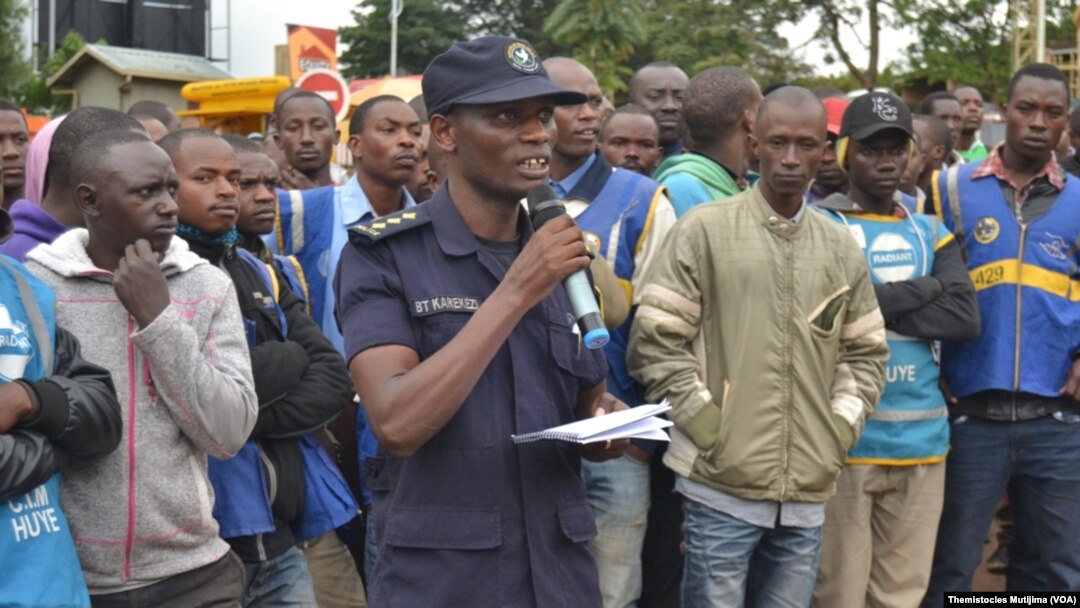 Bonaventure Karekezi ni Umuvugizi wa Polisi mu ntara y'uburengerazuba 