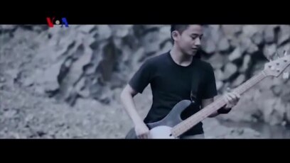 VOA Trending Topic Monarki Band