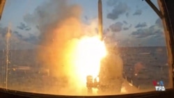 تصویری از ناوشکن موشک‌انداز آمریکایی که مواضع جمهوری اسلامی را هدف می‌گیرد
