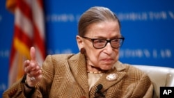 Marigayiya, Mai Shari'a Justice Ruth Bader Ginsburg ta Kotun Kolin Amurka (AP…