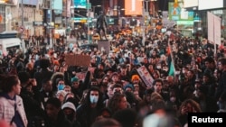 지난 7일 테네시주 경찰의 폭행으로 20대 청년이 사망한 사건에 항의하는 집회가 28일 뉴욕에서 열렸다.