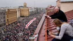 Mijëra demonstrues opozitarë në Bjellorusi