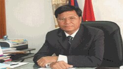 ທ່ານ ຄໍາ​ໃບ ດໍາລັດ ​ເຈົ້າ​ແຂວງໆ​ຄໍາ​ມ່ວນ ທີ່ສປປ ລາວ