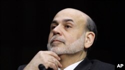 Federal Reserve Chairman Ben Bernanke gives the Semiannual Monetary Policy Report to Congress while testifying before the Senate Banking Committee on Capitol Hill in Washington, March 1, 2011