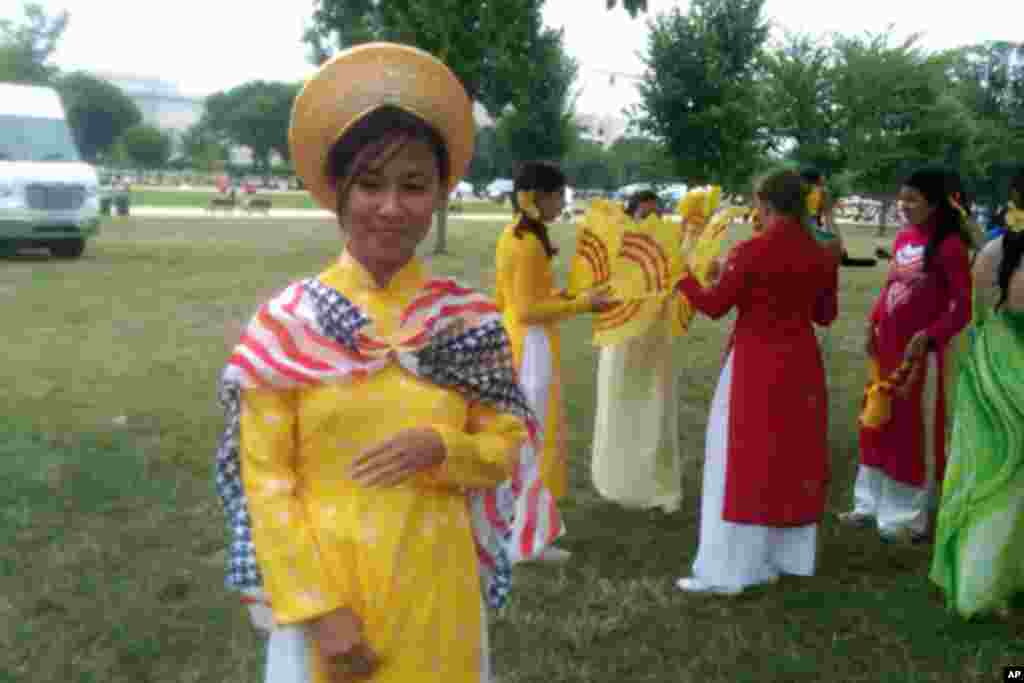 美国民众庆祝独立节